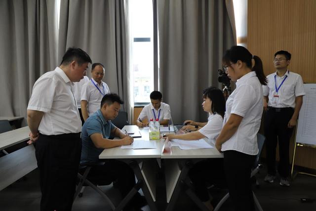 军转客户端退役军人服务平台登录入口-第2张图片-太平洋在线下载